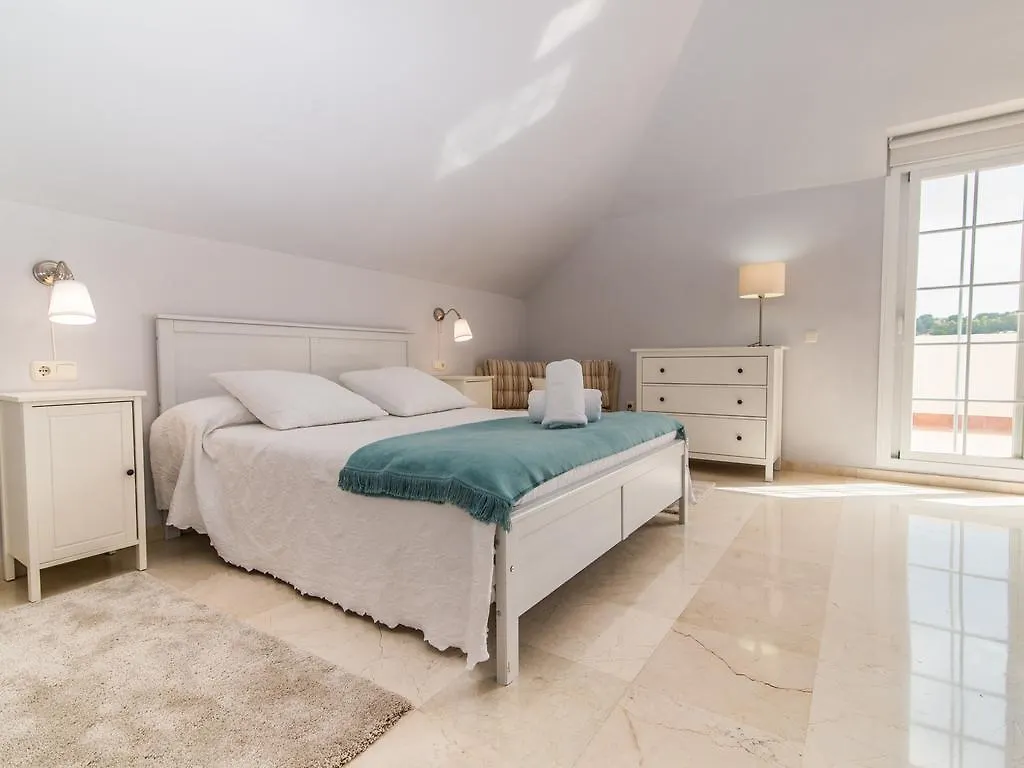 River Garden Spacious Penthouse Μαρμπέλλα Διαμέρισμα