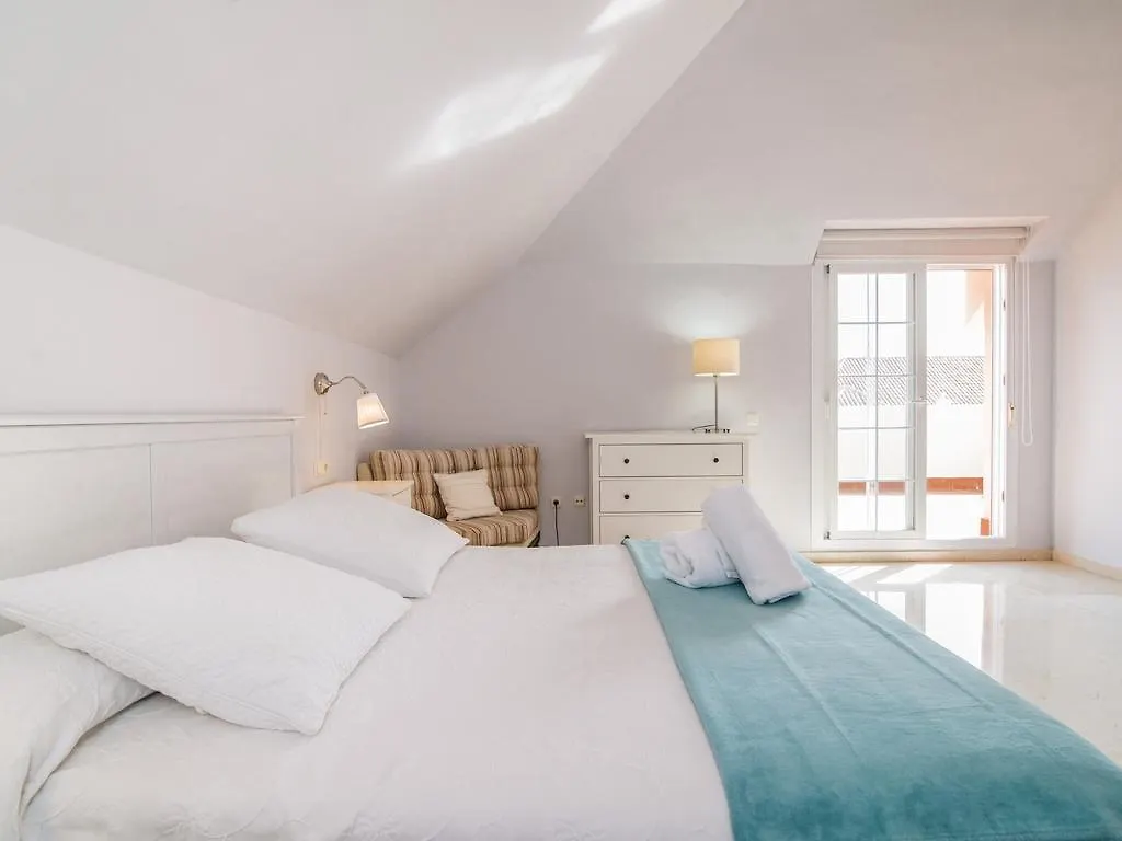 River Garden Spacious Penthouse Μαρμπέλλα Διαμέρισμα